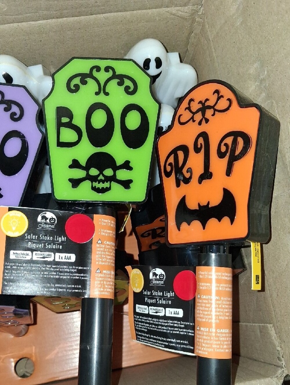 Halloween Solar Stakes Counter Display - Picture 10 of 10